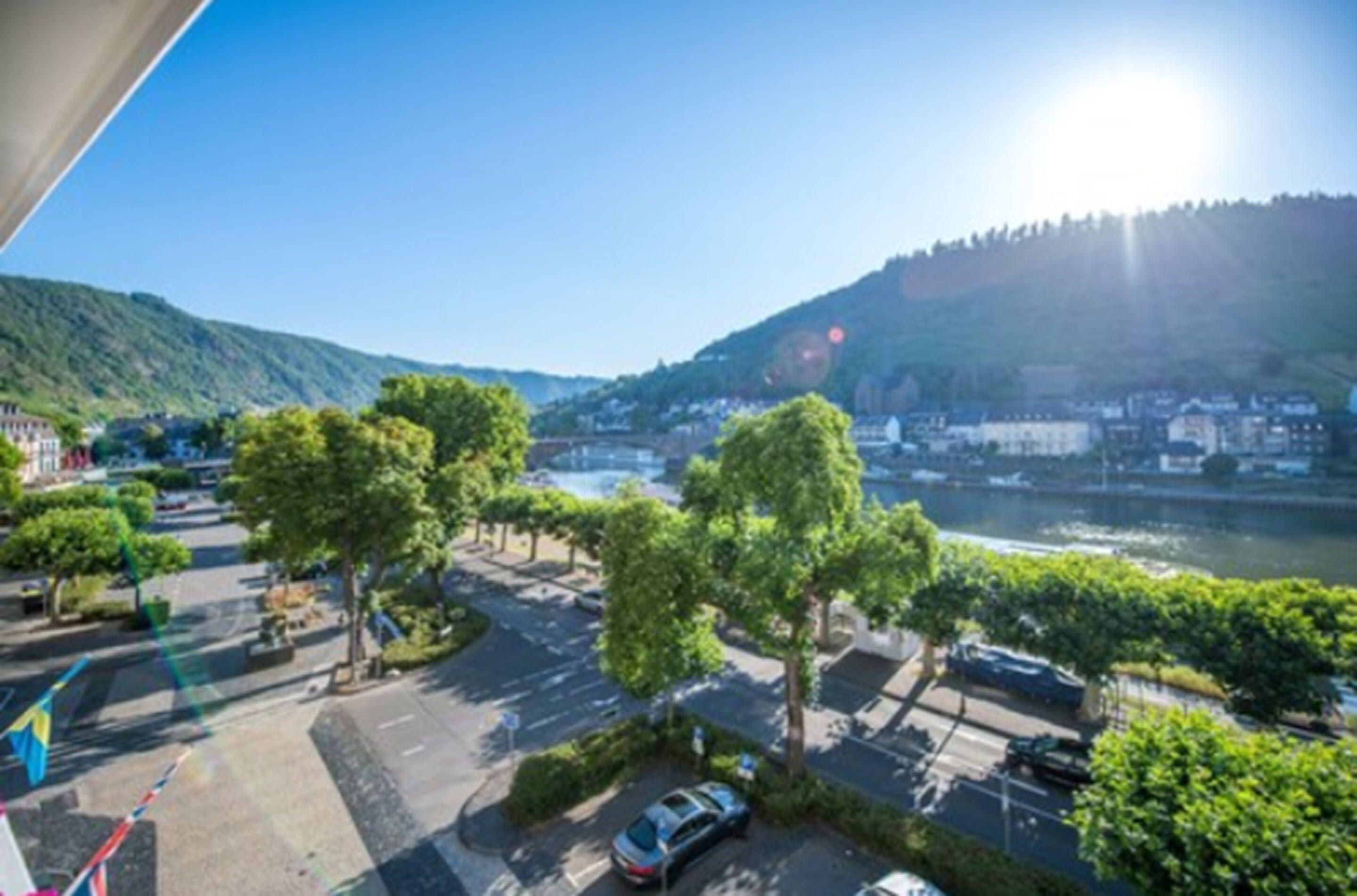Nahe dem Wild- und Freizeitpark: 4 Hotels in Cochem verglichen